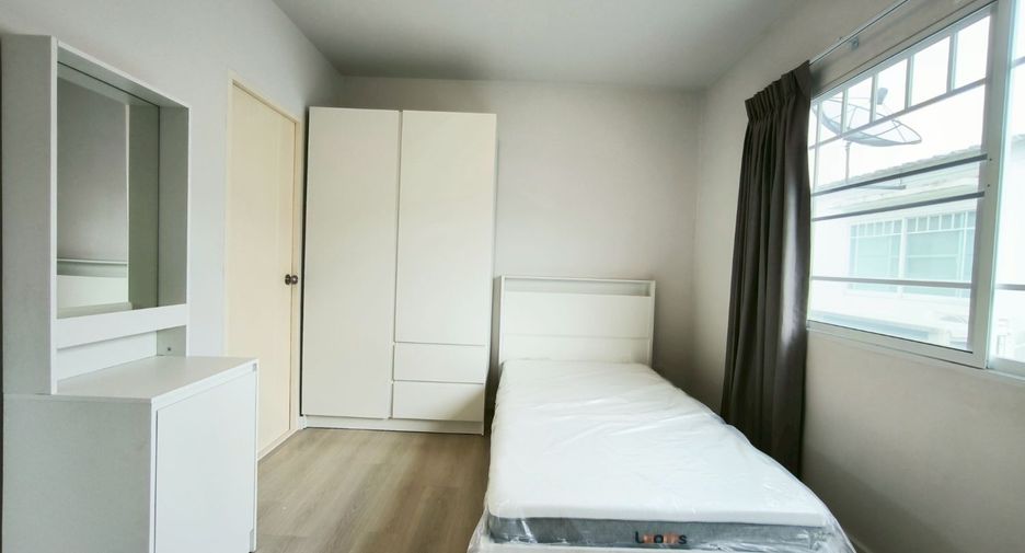 For rent 2 bedrooms townhouse in Bang Phli, Samut Prakan