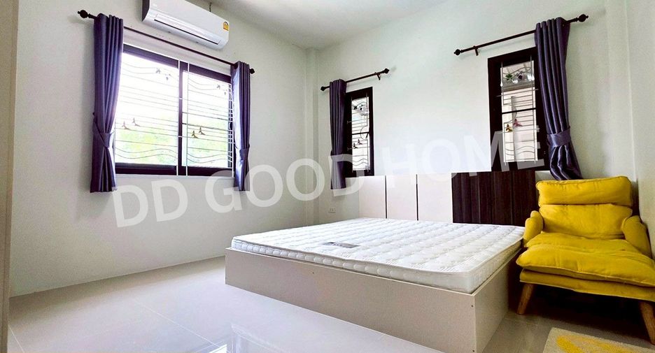 For sale 3 bedrooms house in Mueang Nakhon Ratchasima, Nakhon Ratchasima