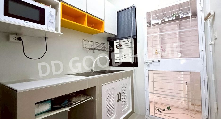 For sale 3 bedrooms house in Mueang Nakhon Ratchasima, Nakhon Ratchasima