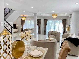 For rent 5 bed villa in Bang Lamung, Chonburi
