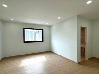 For sale 4 Beds office in Sai Mai, Bangkok