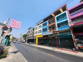 Продажа торговое помещение в Mueang Nonthaburi, Нонтабури