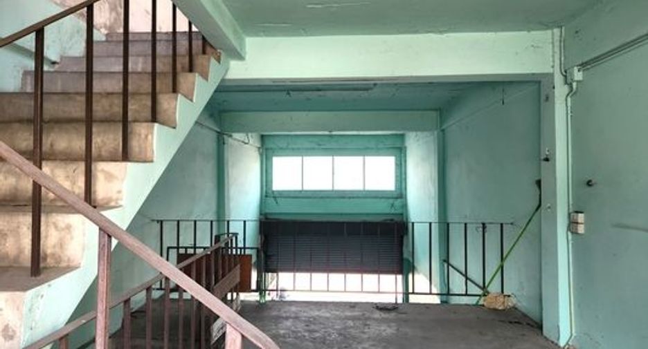 For sale retail Space in Mueang Nonthaburi, Nonthaburi