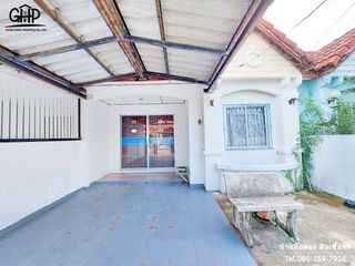 For sale 2 Beds townhouse in Mueang Nakhon Sawan, Nakhon Sawan
