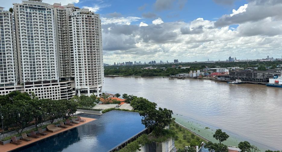 For sale 3 bedrooms condo in Yan Nawa, Bangkok