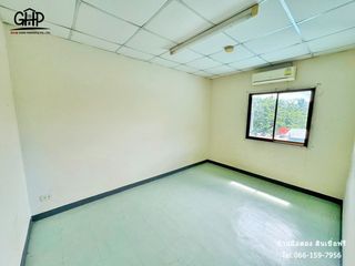 For sale 2 bed townhouse in Kamphaeng Saen, Nakhon Pathom