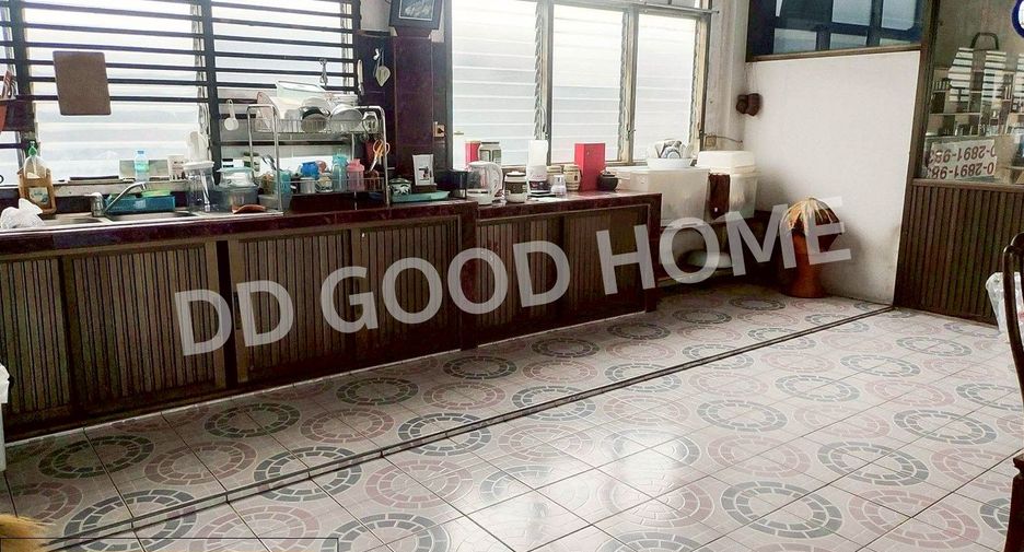 For sale 34 bedrooms retail Space in Bang Khae, Bangkok