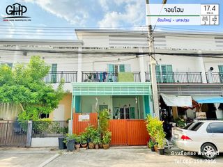 For sale 3 bed townhouse in Sam Phran, Nakhon Pathom