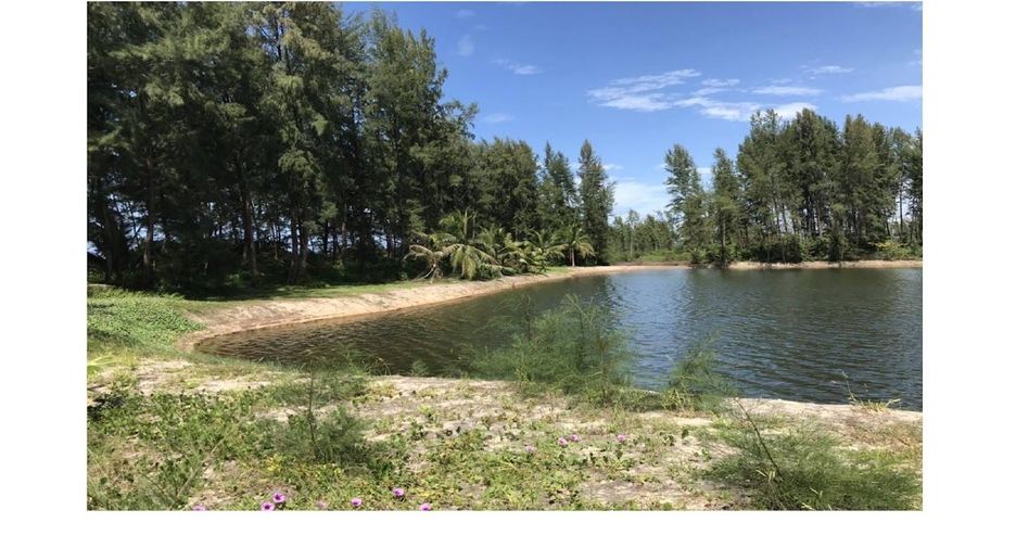 Terreno en venta en Takua Pa, Phang Nga