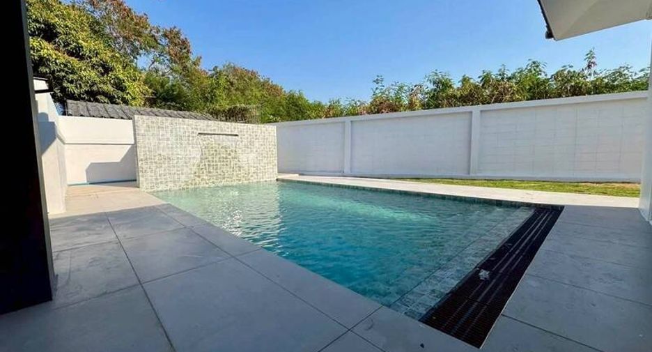 For rent 4 bed house in Bang Lamung, Chonburi