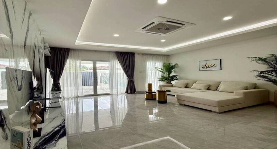 For rent 4 bed house in Bang Lamung, Chonburi