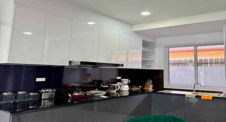For rent 4 bed house in Bang Lamung, Chonburi