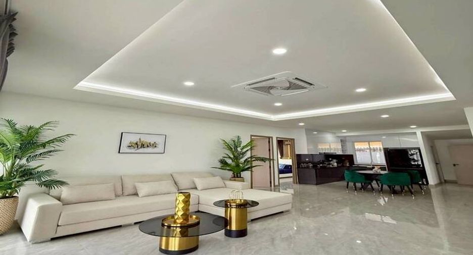 For rent 4 bed house in Bang Lamung, Chonburi