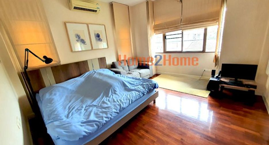 For sale 3 bedrooms house in Mueang Nonthaburi, Nonthaburi