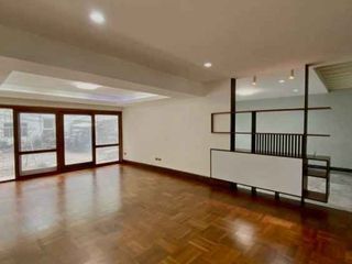 For rent 3 Beds office in Phra Nakhon, Bangkok