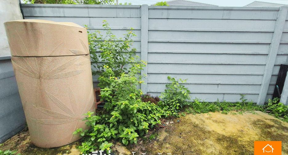 Продажа 3 спальни таунхаус в Khlong Luang, Патумтани