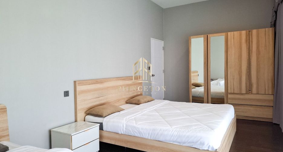 For rent and for sale 6 bedrooms house in Lat Krabang, Bangkok