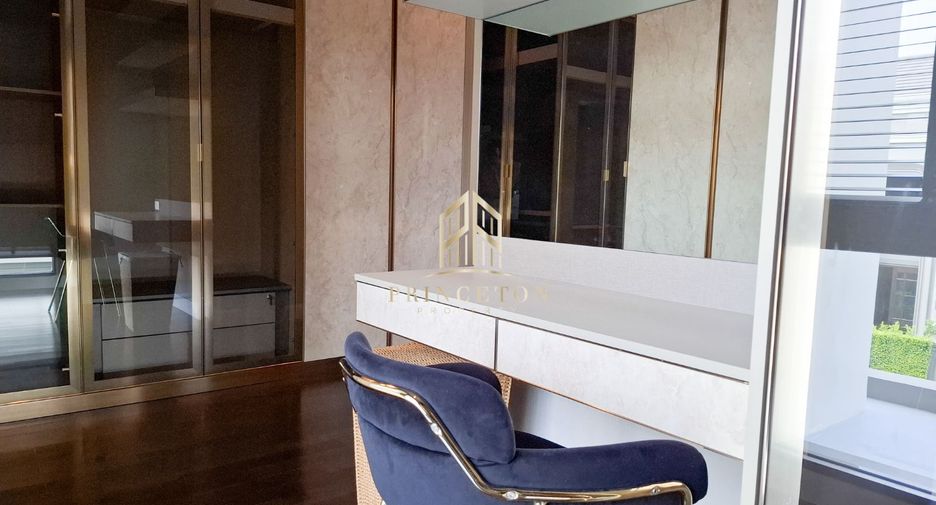 For rent and for sale 6 bedrooms house in Lat Krabang, Bangkok