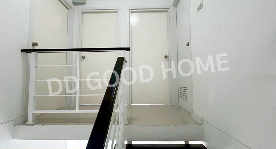 For sale 3 bedrooms townhouse in Mueang Pathum Thani, Pathum Thani