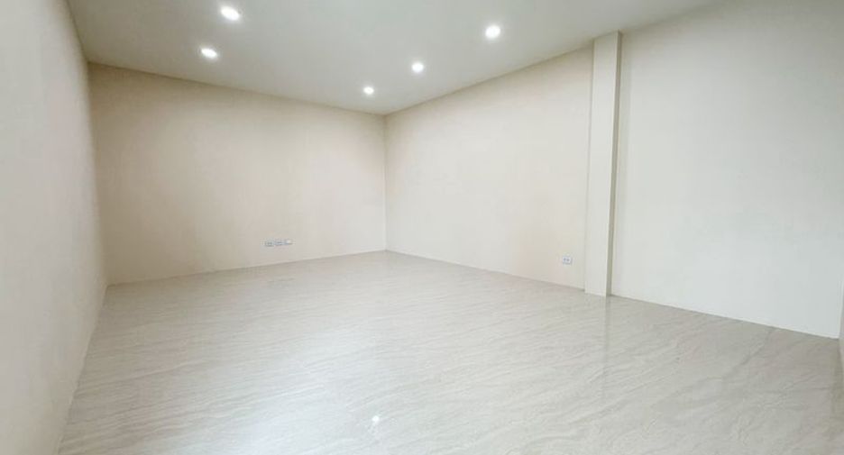 出售 4 卧室 独立屋 在 Mueang Chon Buri, Chon Buri