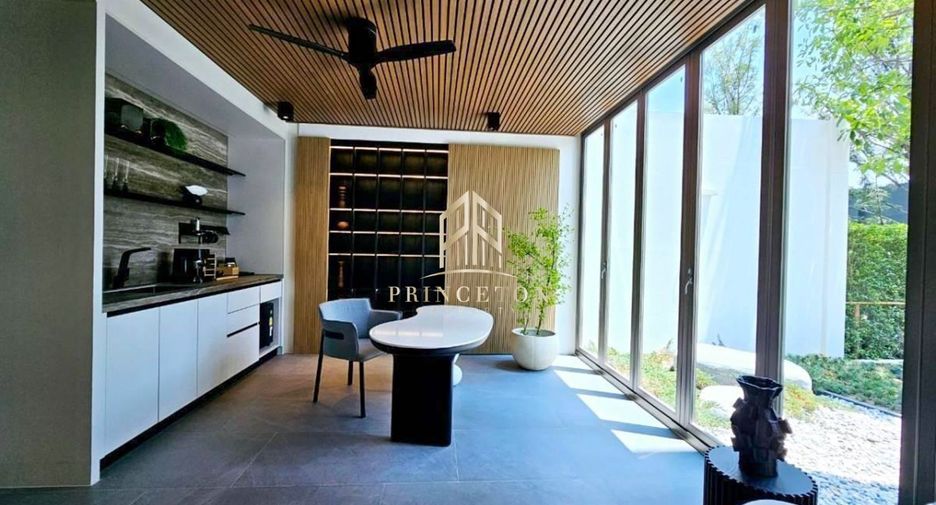 For rent and for sale 3 bedrooms house in Saphan Sung, Bangkok