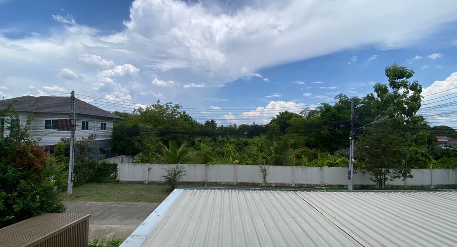 For rent and for sale 3 bedrooms house in Doi Saket, Chiang Mai