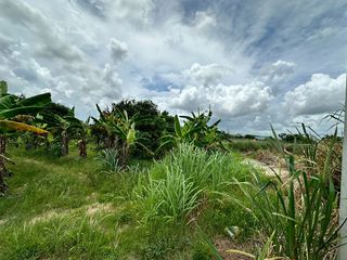 À vendre terrain à Si Racha, Chonburi