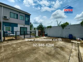 For sale 4 bed townhouse in Khlong Luang, Pathum Thani