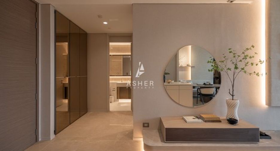 For sale 2 bedrooms condo in Pathum Wan, Bangkok