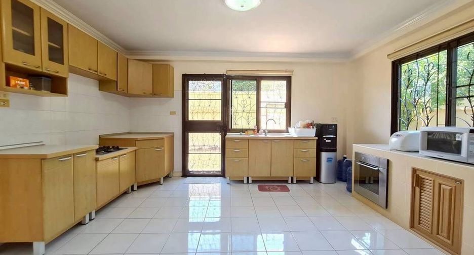 For sale 2 bed house in Sattahip, Chonburi
