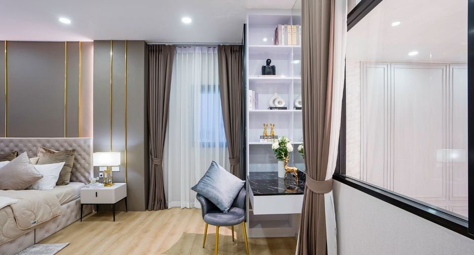 À vendre 4 chambres villa à Huay Yai, Pattaya