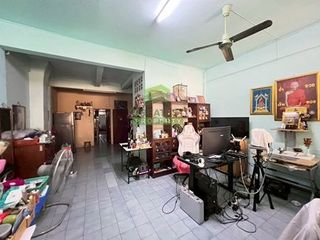 Casa adosada en venta de 6 habitaciones en Bang Na, Bangkok