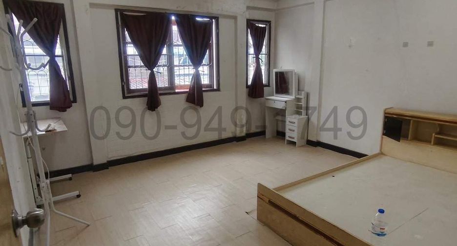 For rent 2 bedrooms townhouse in Bueng Kum, Bangkok