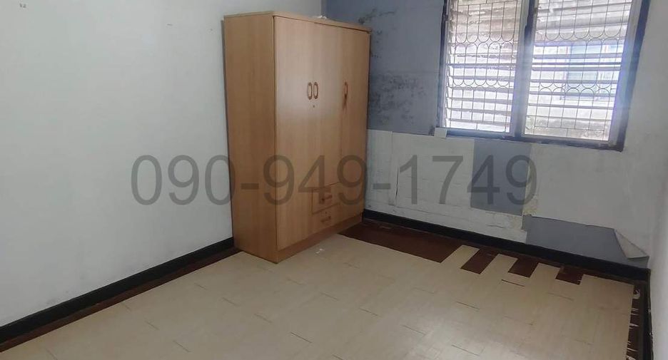 For rent 2 bedrooms townhouse in Bueng Kum, Bangkok