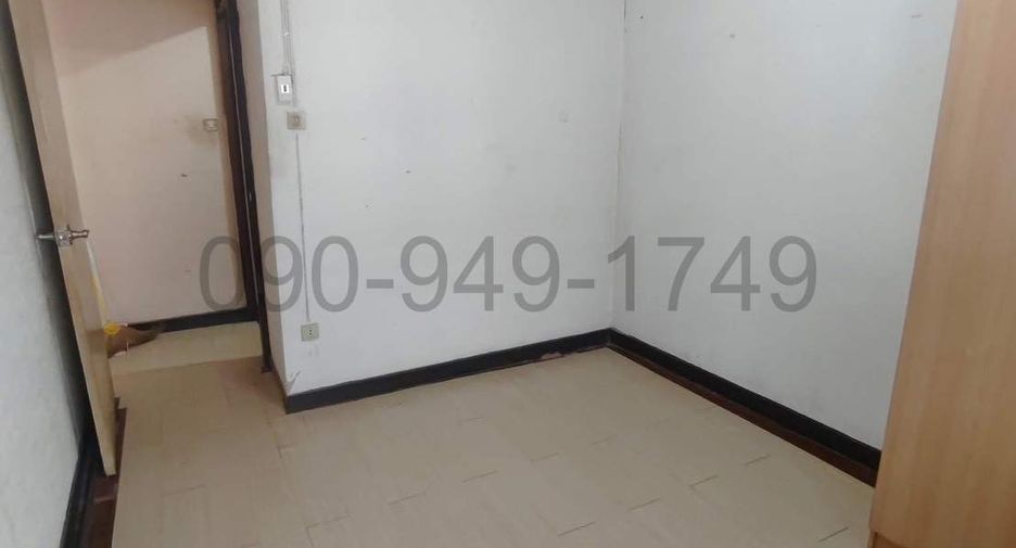 For rent 2 bedrooms townhouse in Bueng Kum, Bangkok
