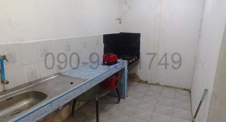 For rent 2 bedrooms townhouse in Bueng Kum, Bangkok