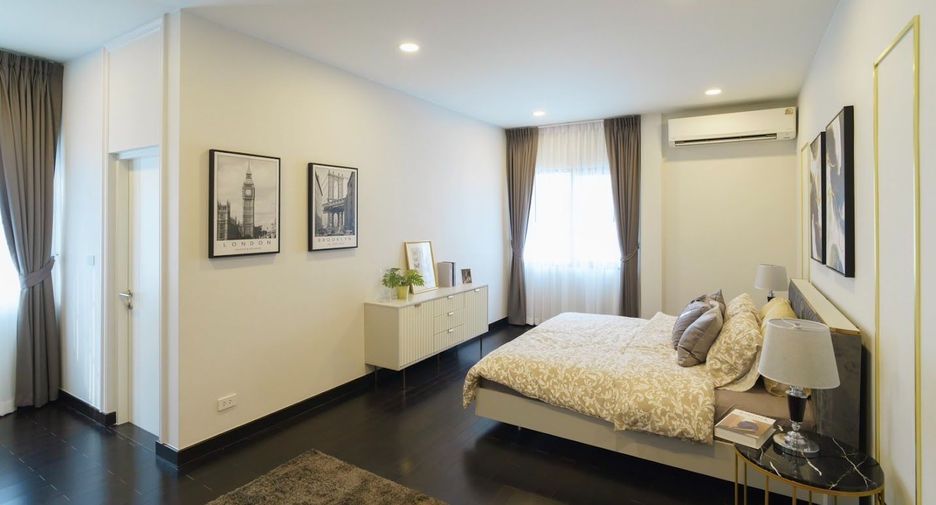 For sale 5 bedrooms house in Bang Phli, Samut Prakan