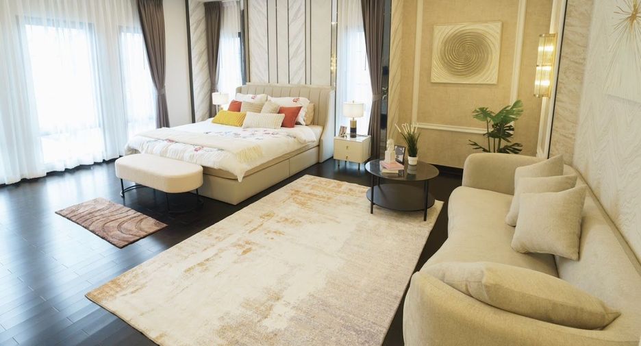 For sale 5 bedrooms house in Bang Phli, Samut Prakan