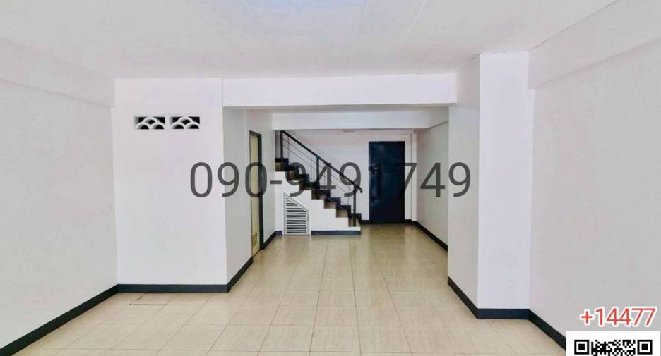 For rent 4 bedrooms retail Space in Lat Krabang, Bangkok