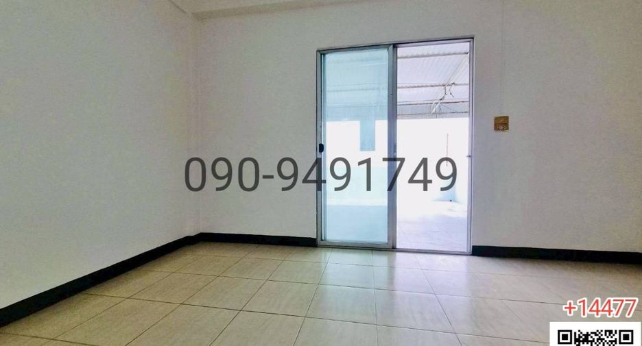 For rent 4 bedrooms retail Space in Lat Krabang, Bangkok