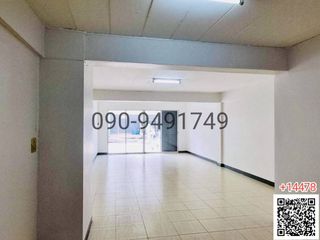 For sale 4 bedrooms retail Space in Lat Krabang, Bangkok