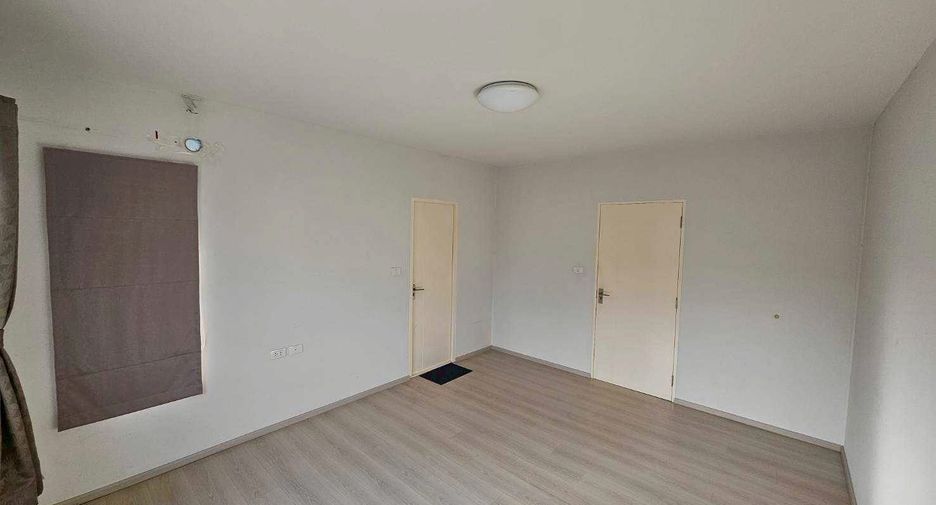 Reihenhaus zum Kauf mit 2 Zimmer in Bang Phli, Samut Prakan