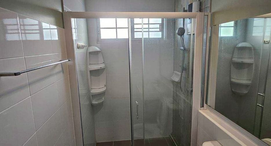 Reihenhaus zum Kauf mit 2 Zimmer in Bang Phli, Samut Prakan