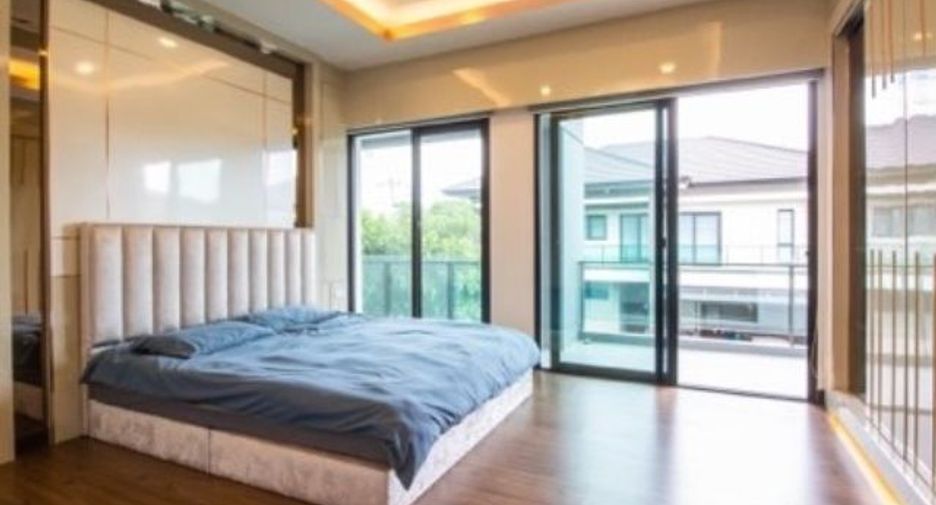 À louer et à vendre 5 chambres maison à Bang Phli, Samut Prakan