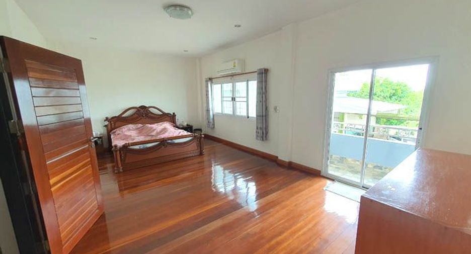 Lagerhaus zum Kauf mit 3 Zimmer in Bang Bua Thong, Nonthaburi