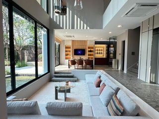 出租 4 卧室 独立屋 在 Saphan Sung, 曼谷