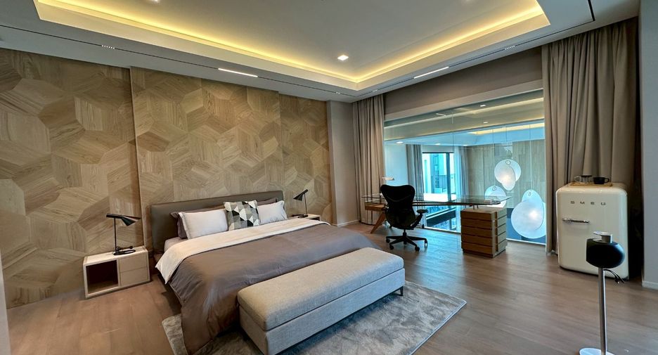 For rent 4 bedrooms house in Saphan Sung, Bangkok