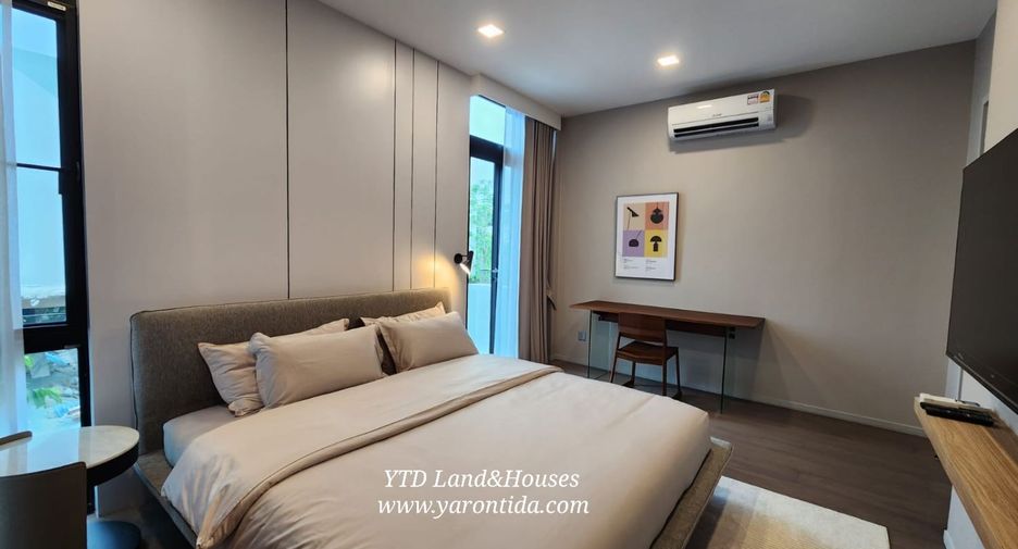 For rent 4 bedrooms house in Saphan Sung, Bangkok