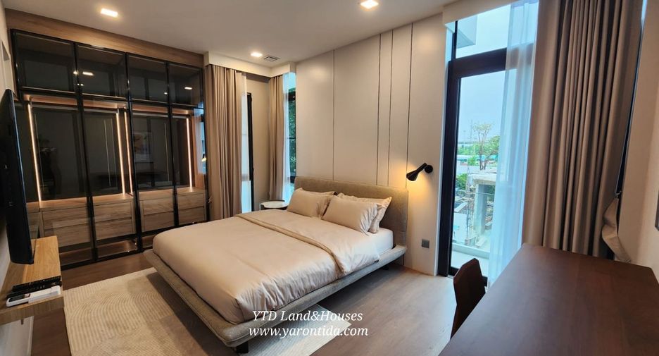 For rent 4 bedrooms house in Saphan Sung, Bangkok