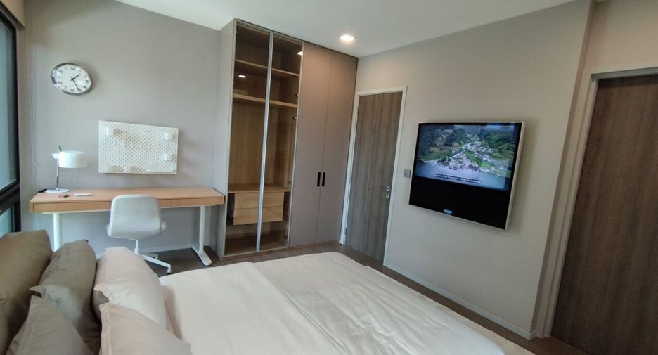 For rent 4 bedrooms house in Saphan Sung, Bangkok